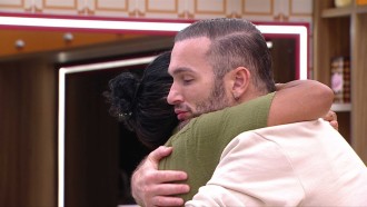 Vilma abraça Diego Hypolito: 'Fica tranquilo. Aquilo já acabou'