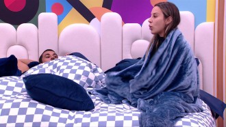 Vilma chama Vinícius de 'metido' e Renata comenta: 'Não suporta'