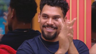 Vinícius raspa a conta e arremata o Poder Direto no BBB 25