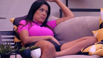 BBB20 - Ivy se revolta e pede para o público tirar Babu da casa