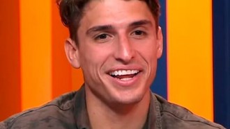  » FELIPE PRIOR É FLAGRADO EM CLIMA DE ROMANCE COM EMILLY ARAÚJO
Felipe Prior é flagrado em clima de romance com Emilly Araújo