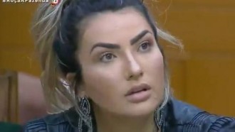 “Estou com a consciência limpa”, dispara Thayse após briga com Rodrigo