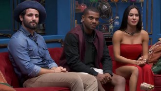 Globo dá prêmio milionário a 'participante raiz' após Camarotes ameaçarem pódio