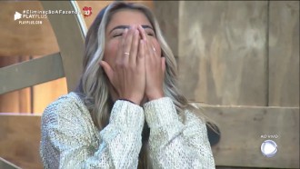 Hari Almeida conquista vaga na grande final e se emociona