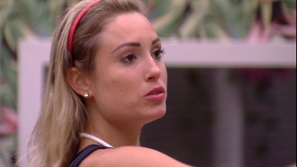 Jéssica fala sozinha: 'Levanta a cabeça, princesa'