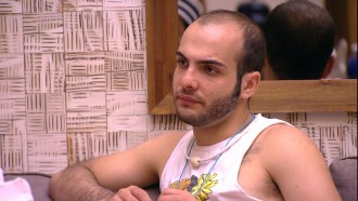 Mahmoud critica sister: 'Ela machuca'