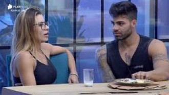 Netto recorda sua relação com Aricia Silva em A Fazenda 11