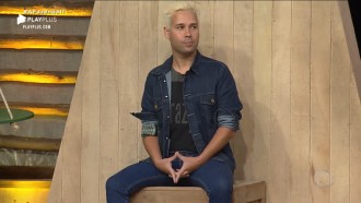 Participantes opinam sobre Hari e Viny durante atividade em grupo