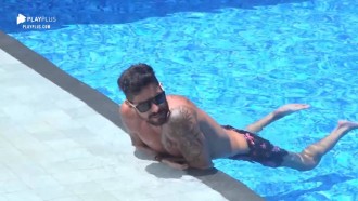 Peões falam da trajetória de sucesso do cantor Vitor Kley: 'Bombou!'