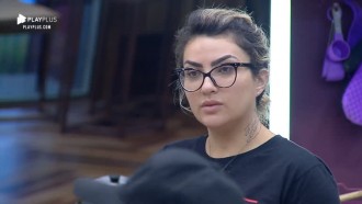 Thayse revela que já deu aula em faculdade: 'Alunos empresários'