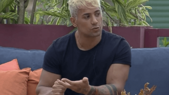 Tiago revela sonho erótico com Bil Araújo em A Fazenda 13: 'Sem vergonha'.