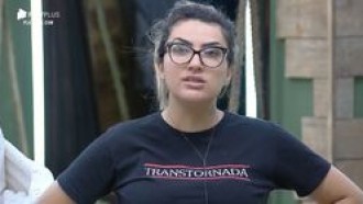 Veja três vezes em que Thayse falou seus bordões em A Fazenda 11