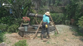 Lidi fica brava com Mirella - A Fazenda 12