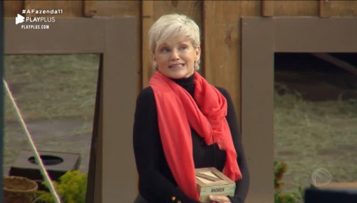 Andréa Nóbrega chora ao falar de Bifão: 'Você sempre me respeitou'