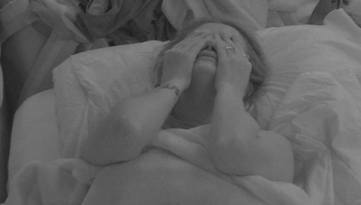 BBB20 - Marcela chora e teme problemas no futuro envolvendo Daniel