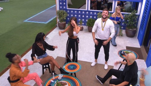 Brothers cantam 'Pais e Filhos' no BBB21