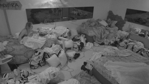 Bruna Griphao tem crise de choro após perder estalecas