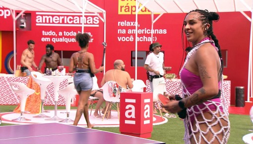 Linn da Quebrada dispara: ‘Quem vem enfrentar a campeã?’