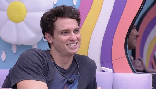 Lucas, do BBB 22, muda visual e surpreende brothers