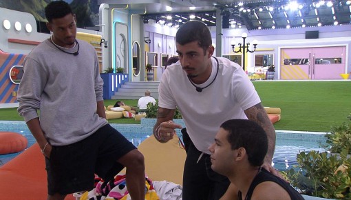 Luciano dispara para Pedro Scooby: 'Tem problema eu querer fama?