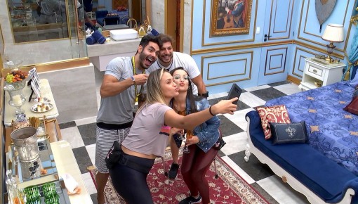 Rodolffo inaugura Quarto do Líder do BBB21
