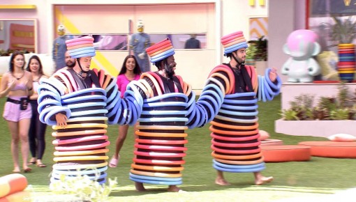 Arthur Aguiar, Douglas Silva e Pedro Scooby cumprem o Castigo do Monstro no BBB 22