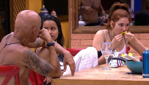 Gleici comenta: 'Agora todos foram para o Paredão'