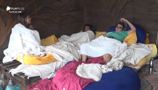 Sabrina Paiva, Thayse Teixeira e Hari Almeida planejam viagem juntas