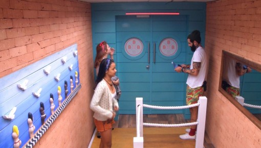 Wagner escolhe Gleici e Ana Clara para Almoço do Anjo