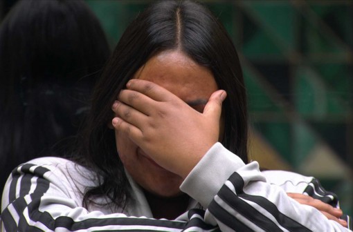 Chaiany chora no BBB 26 e é consolada por Babu Santana