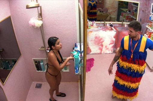 Jonas Sulzbach troca farpas com Gabriela: ‘você é uma ingrata’