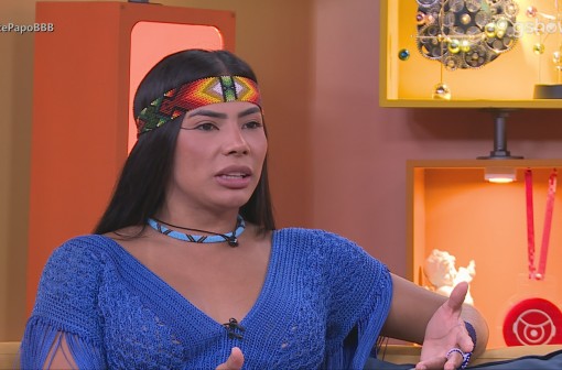 Marciele comenta beijos em Jordana e Chaiany