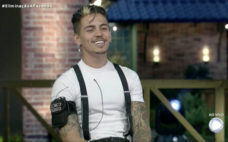 A Fazenda: Biel é o primeiro peão a ser salvo da roça