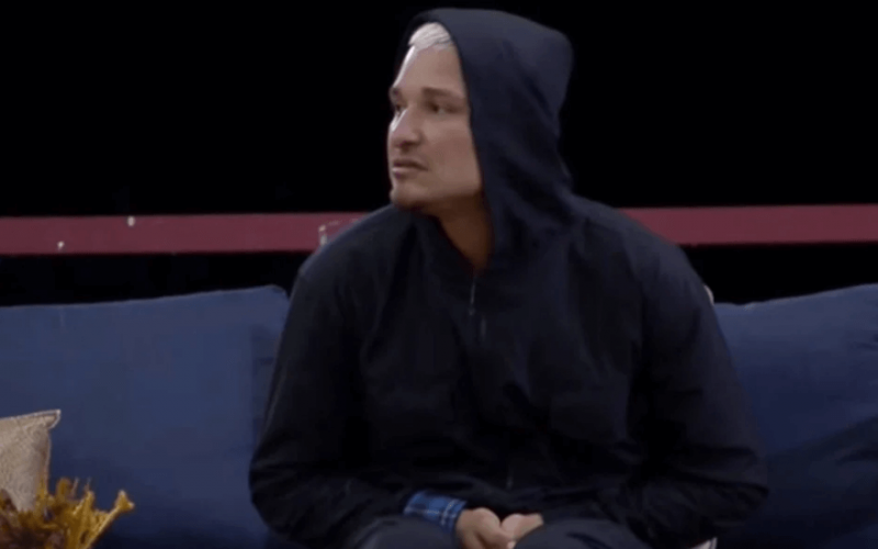 MC Gui se recusa a ajudar Solange em A Fazenda 13: 