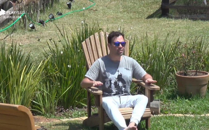 Afinado, Viny Vieira solta a voz em sucesso do Skank. Ouça!