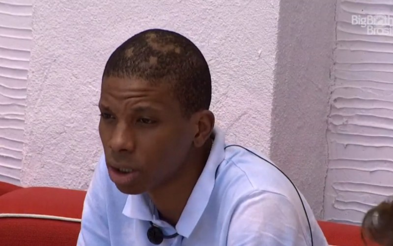 BBB: Após polêmicas, assessoria rompe com Lucas Penteado