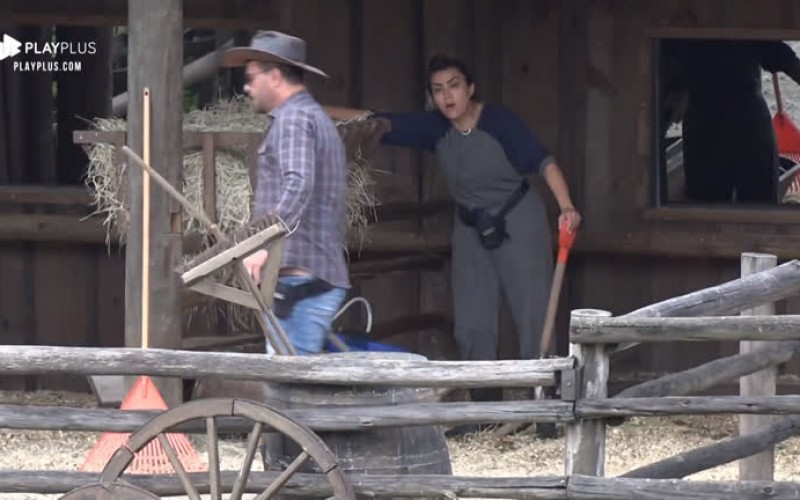 Após punição, Thayse e Phavanello discutem: 