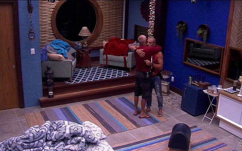 Ayrton lamenta Paredão com Kaysar