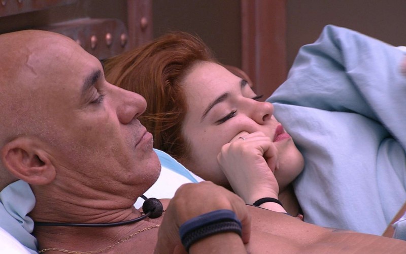 Ayrton conta para Ana Clara que conversou com brother: 