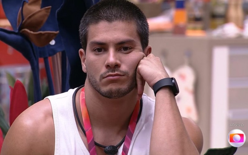 BBB 2022: Arthur Aguiar e mais dois camarotes estão no paredão