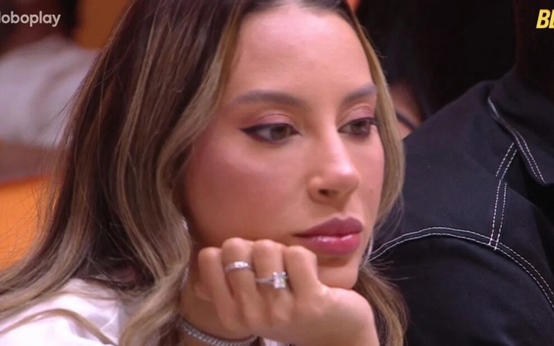 BBB 25: Renata é escolhida para ouvir fofocas; saiba quando ela deixará a casa