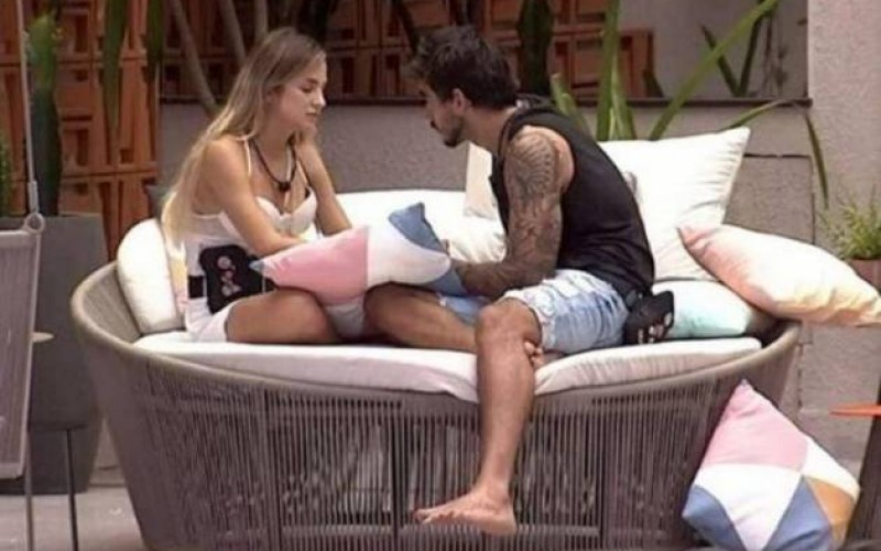 BBB20 - Gabi e Guilherme conversam e ele diz: “Quero tentar fazer você ser feliz”