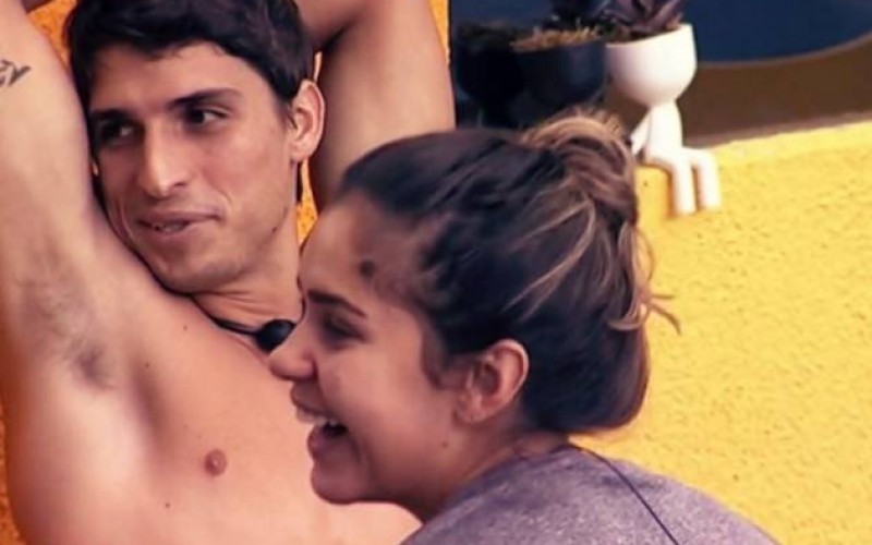 BBB20 - Gizelly afirma que independente de sentimentos continua votando em Prior