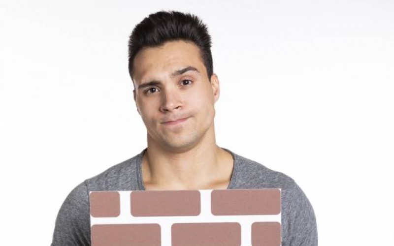 BBB20 - Globo confirma que Polícia Civil entregou intimação a Petrix