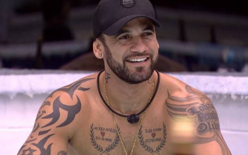 BBB20 - Hadson reclama das mulheres da casa: “Muito chatinhas”