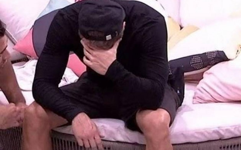 BBB20 - Lucas se desespera e chora após grave acusação das mulheres