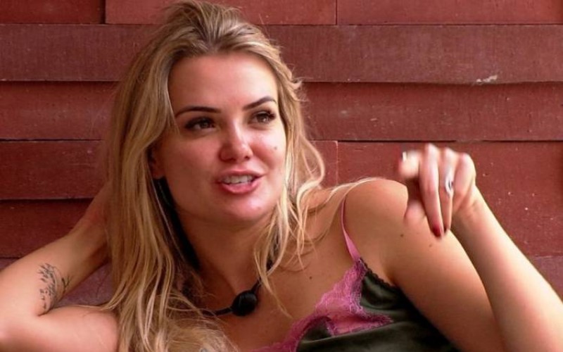 BBB20 - Marcela revela para sisters que deu fora em Jared Leto