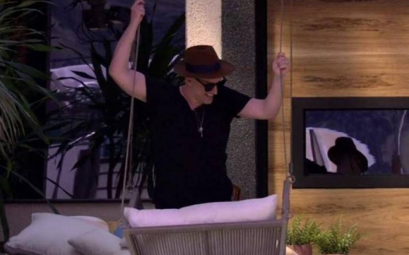 BBB20 - Participantes são surpreendidos com visita de Paulo Gustavo