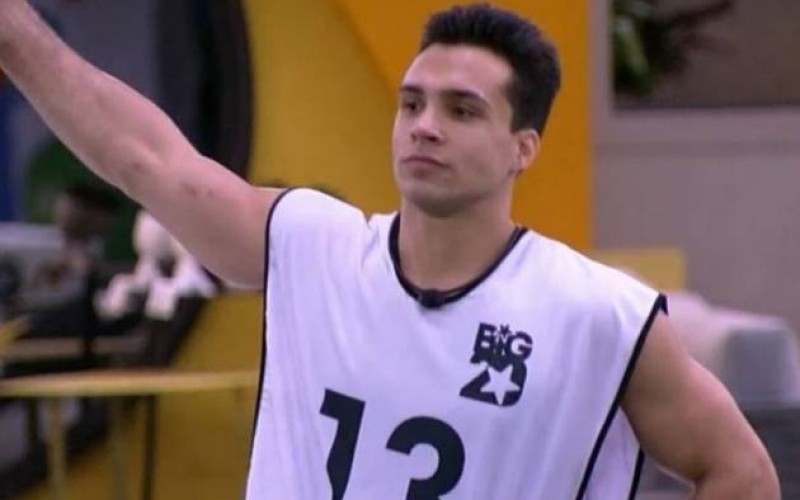 BBB20 - Petrix anuncia pacto com participante e faz pedido: “Cuida de mim”