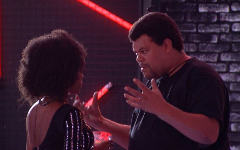 BBB20 - Thelma e Babu conversam sobre confinamento: “Era maior do que nós dois”